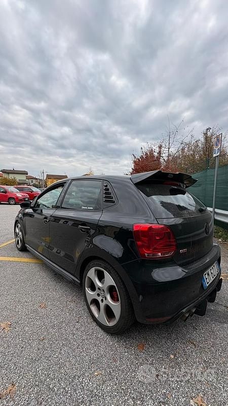 Usata VW Polo GTI 180 CV (132 kW) 2011 Nero Utilitaria