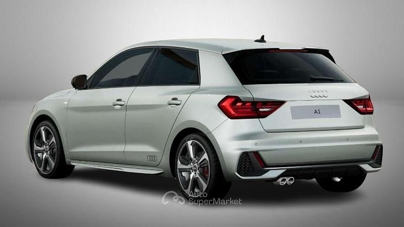 Usata Audi A1 S-Line 207 CV (152 kW) 2025 Argento SUV