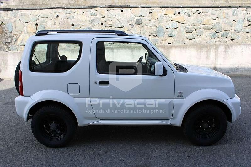 Usata Suzuki Jimny 84 CV (61 kW) 2013 Bianco SUV