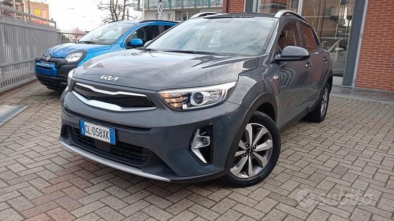 Usata Kia Stonic Urban 82 CV (60 kW) 2022 Grigio SUV