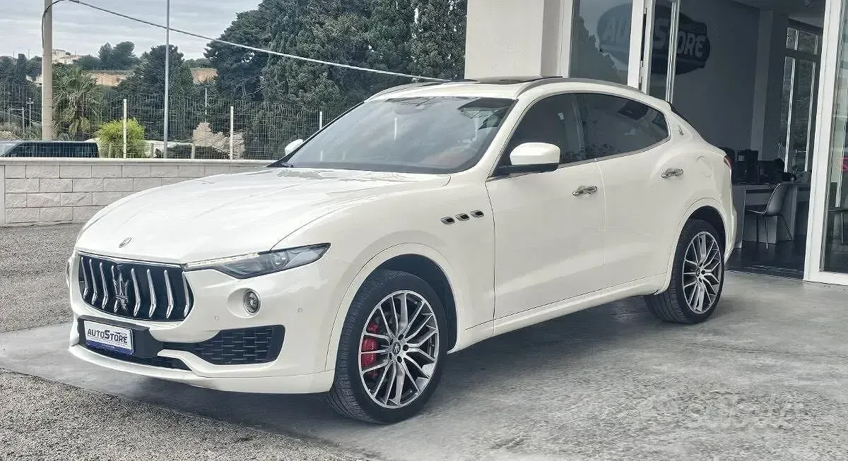 Usata Maserati Levante 250 CV (183 kW) 2018 Bianco SUV