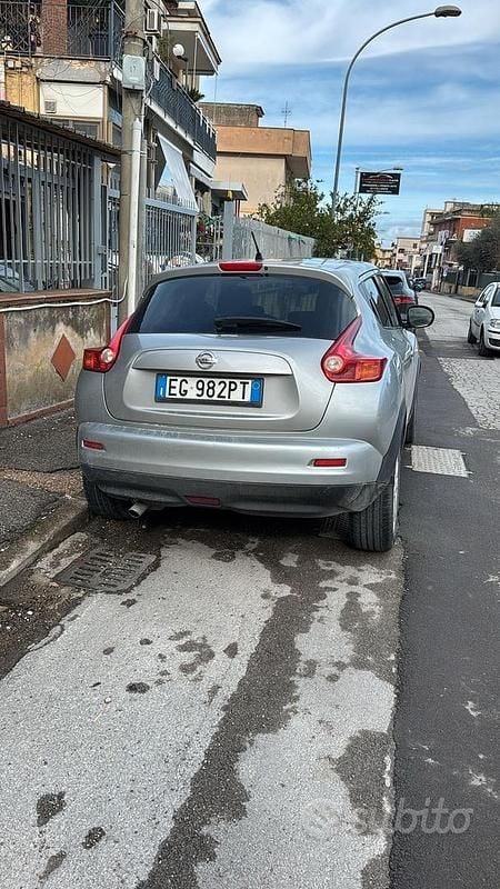 Usata Nissan Juke 110 CV (80 kW) 2011 Grigio SUV