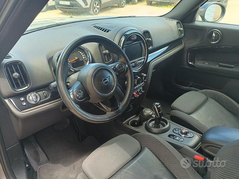 Usata Mini Cooper D Countryman Hype 150 CV (110 kW) 2019 Grigio SUV