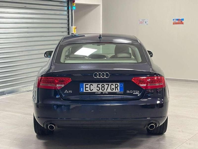 Usata Audi A5 Sportback Advanced 239 CV (175 kW) 2010 Blu/azzurro Utilitaria