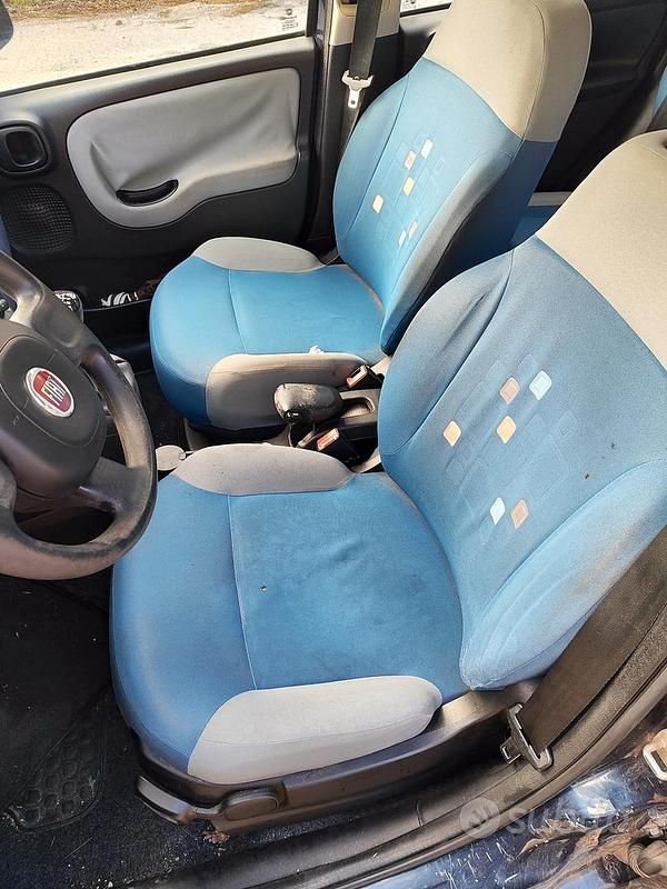Usata Fiat Panda Active 69 CV (50 kW) 2012 Blu Utilitaria