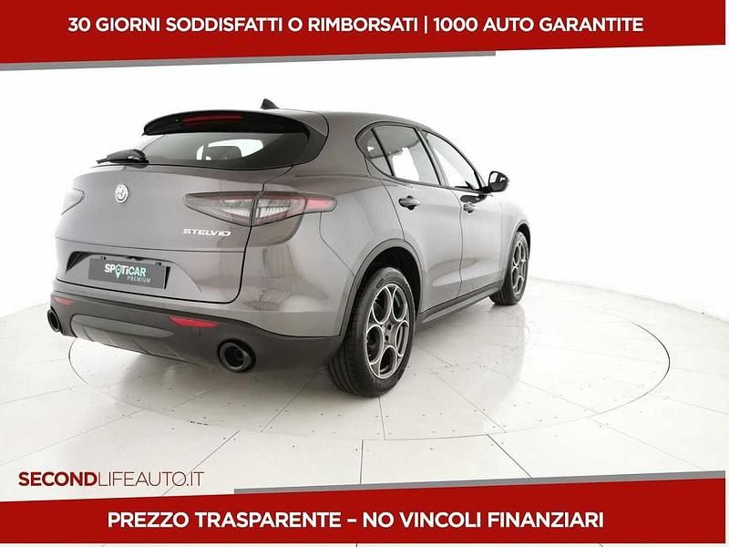 Second-hand Alfa Romeo Stelvio Sprint 160 CP (117 kW) 2024 Gri SUV
