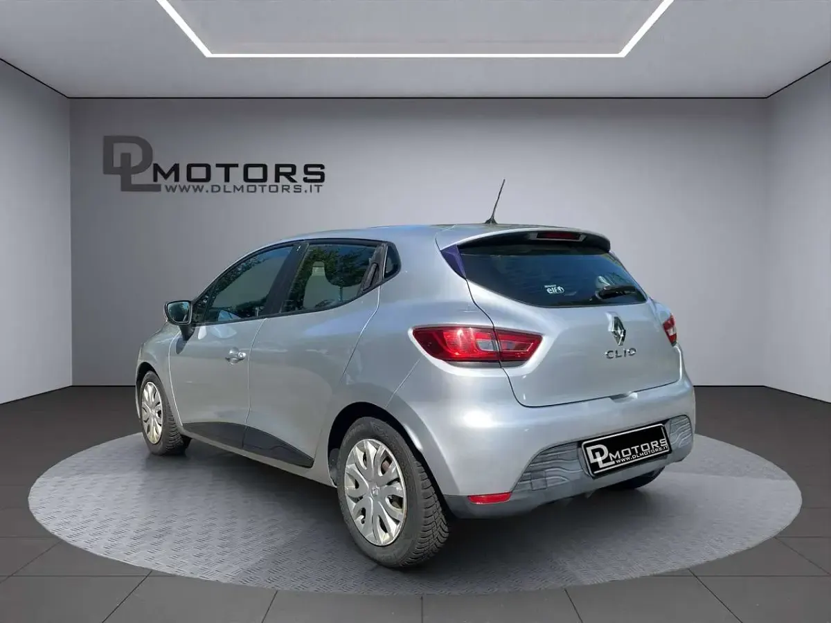 Usata Renault Clio IV 73 CV (53 kW) 2015 Grigio Berlina