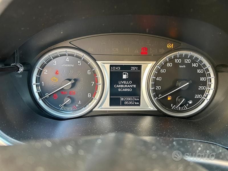 Usata Suzuki Vitara Cool 120 CV (88 kW) 2016 Bianco SUV