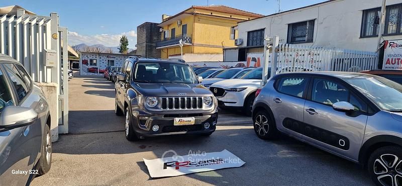 Usata Jeep Renegade Limited 131 CV (96 kW) 2021 Grigio SUV