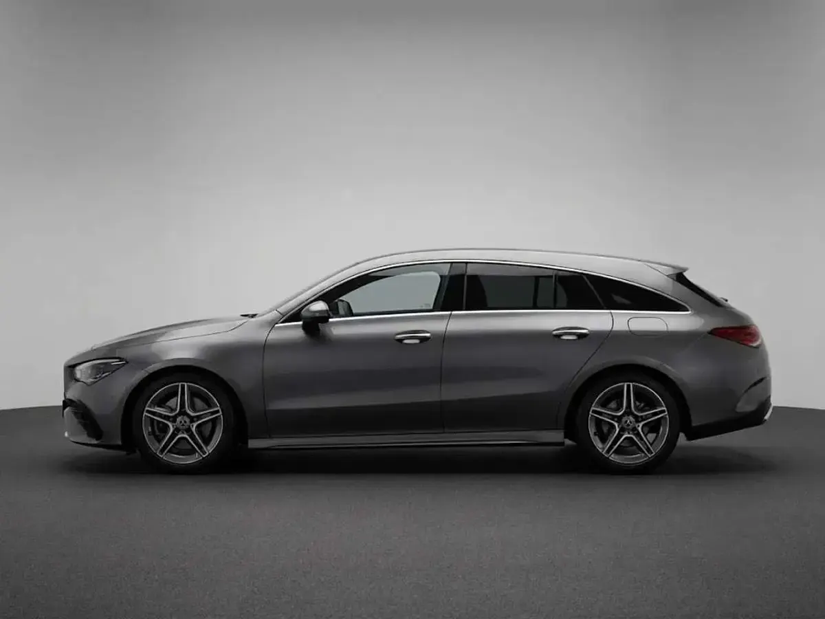 Usata Mercedes CLA220 AMG Line Premium 190 CV (139 kW) 2024 Grigio Coupé