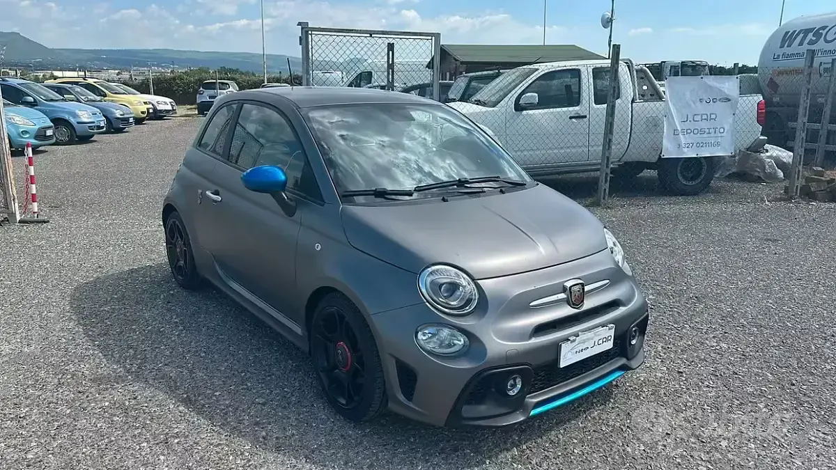 Usata Fiat 500 Abarth 165 CV (121 kW) 2021 Grigio Berlina