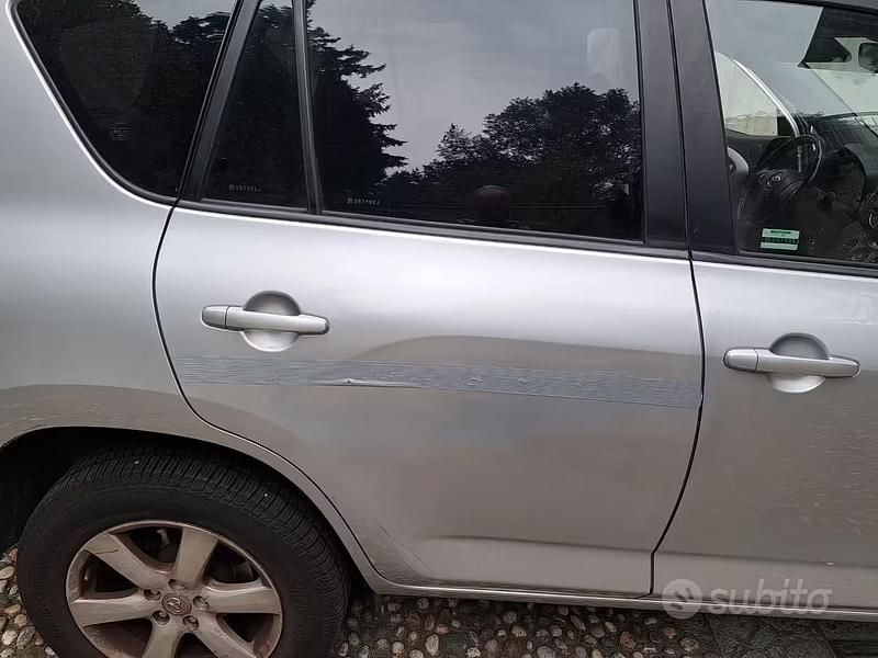 Usata Toyota RAV4 Sol 136 CV (100 kW) 2008 SUV