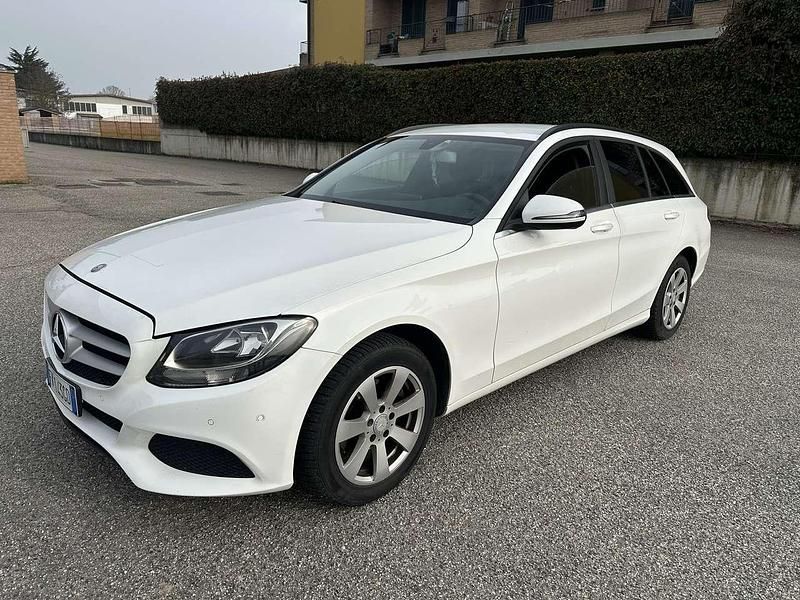 Usata Mercedes C180 Premium 116 CV (85 kW) 2017 Other Station wagon