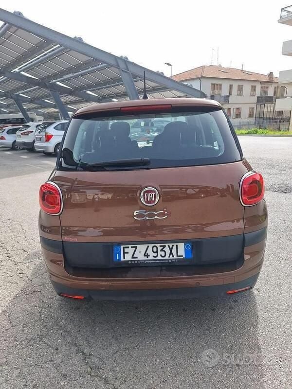 Usata Fiat 500L Living 105 CV (77 kW) 2020 Marrone Monovolume