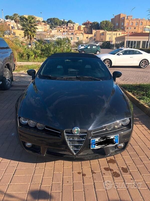 Usata Alfa Romeo Spider 185 CV (136 kW) 2008 Nero Cabrio