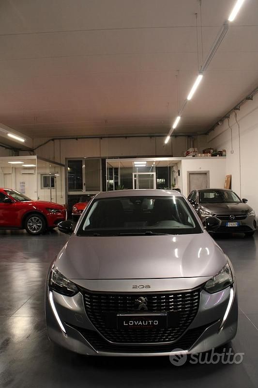 Usata Peugeot 208 Allure 102 CV (75 kW) 2022 Grigio Utilitaria