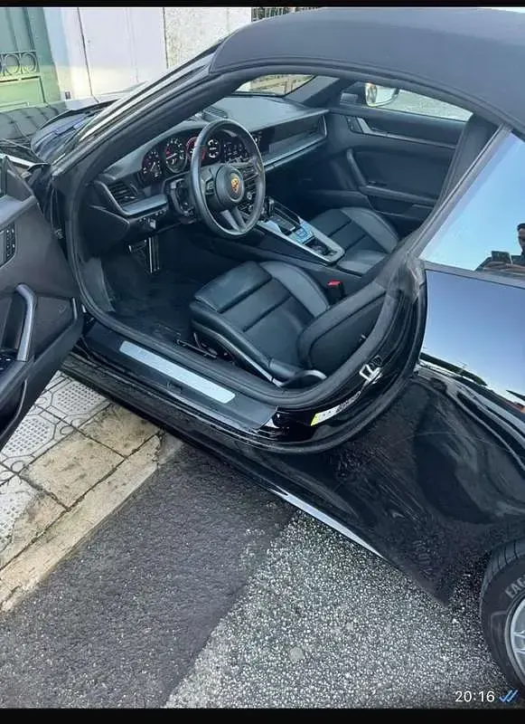 Usata Porsche 992 450 CV (330 kW) 2022 Nero Cabrio