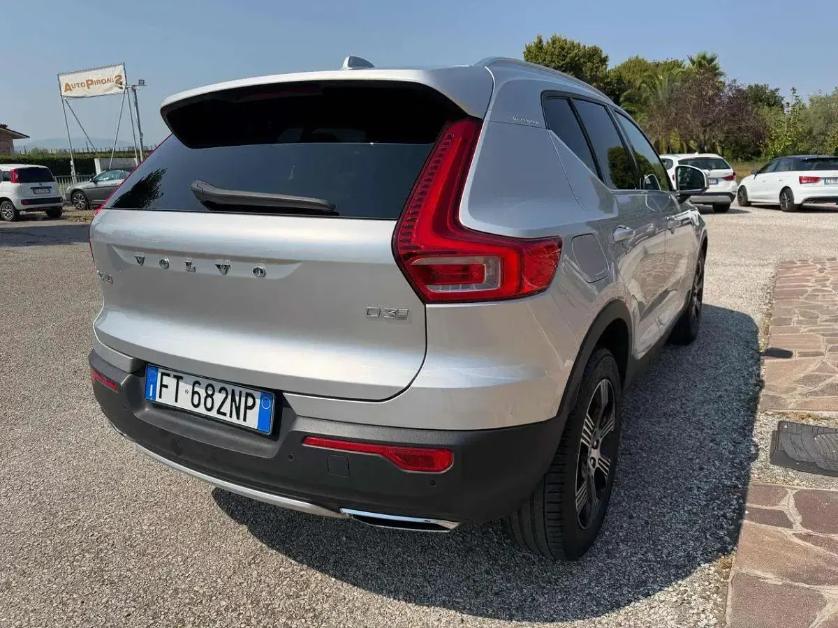 Usata Volvo XC40 Inscription 150 CV (110 kW) 2018 Grigio SUV