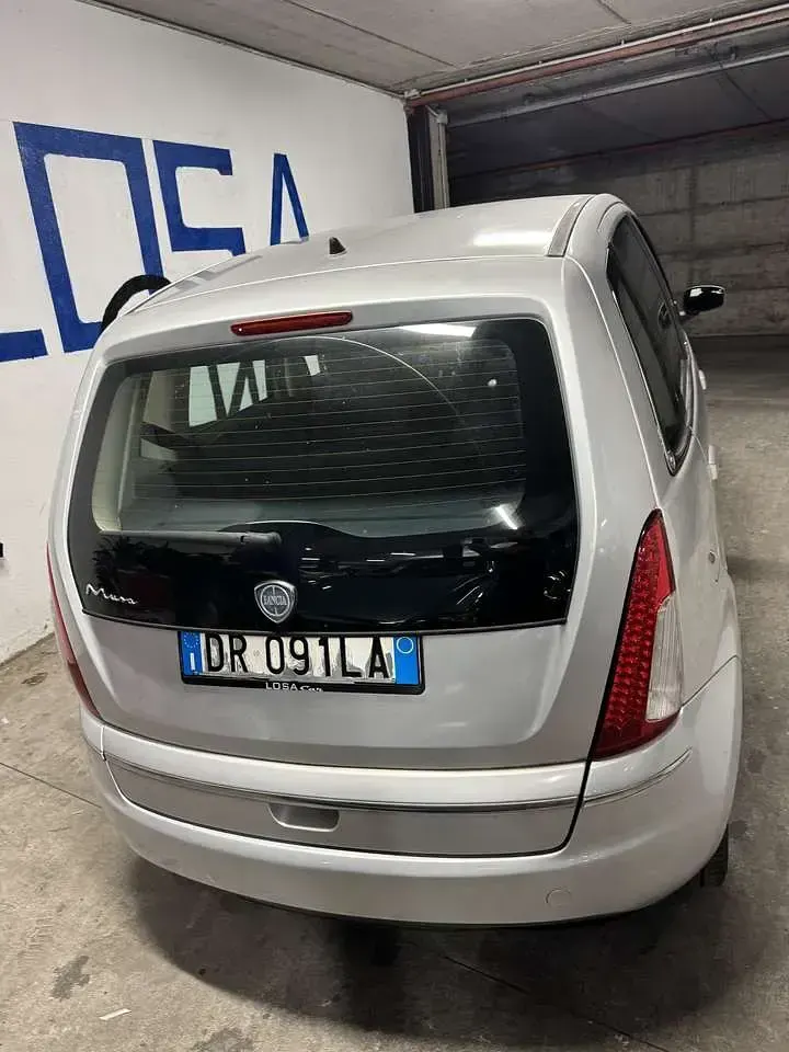 Usata Lancia Musa 95 CV (69 kW) 2008 Other Monovolume