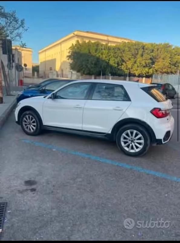 Usata Audi A1 Business 95 CV (69 kW) 2023 Bianco SUV