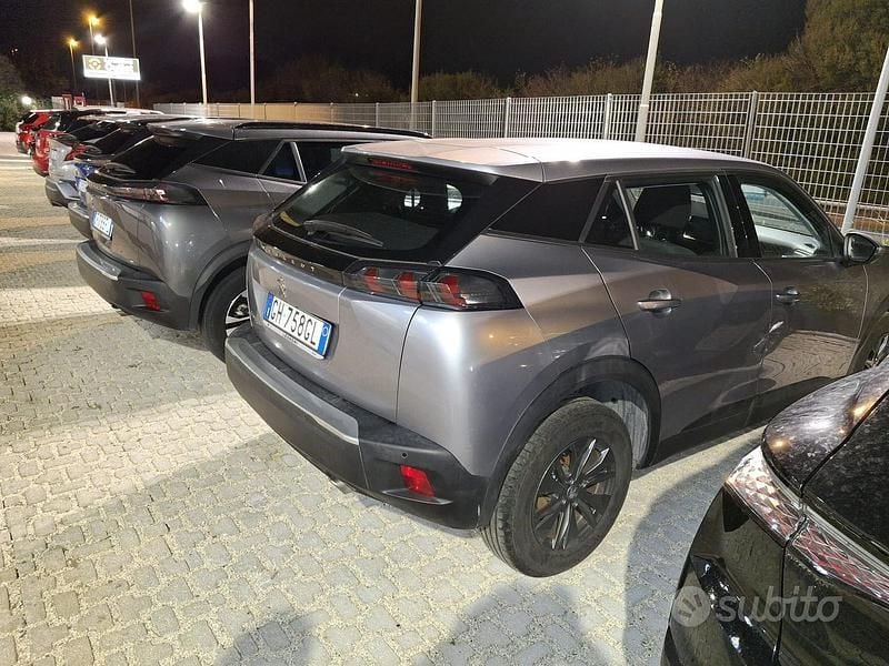 Usata Peugeot 2008 102 CV (75 kW) 2021 Grigio SUV