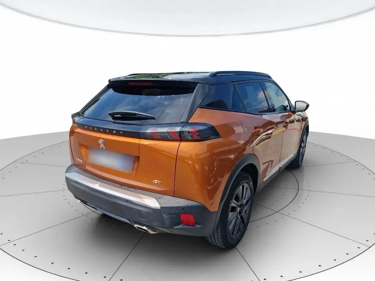 Usata Peugeot 2008 GT 155 CV (114 kW) 2019 Arancio SUV