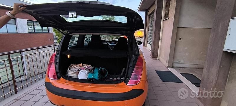 Usata Lancia Ypsilon 60 CV (44 kW) 2006 Giallo Utilitaria