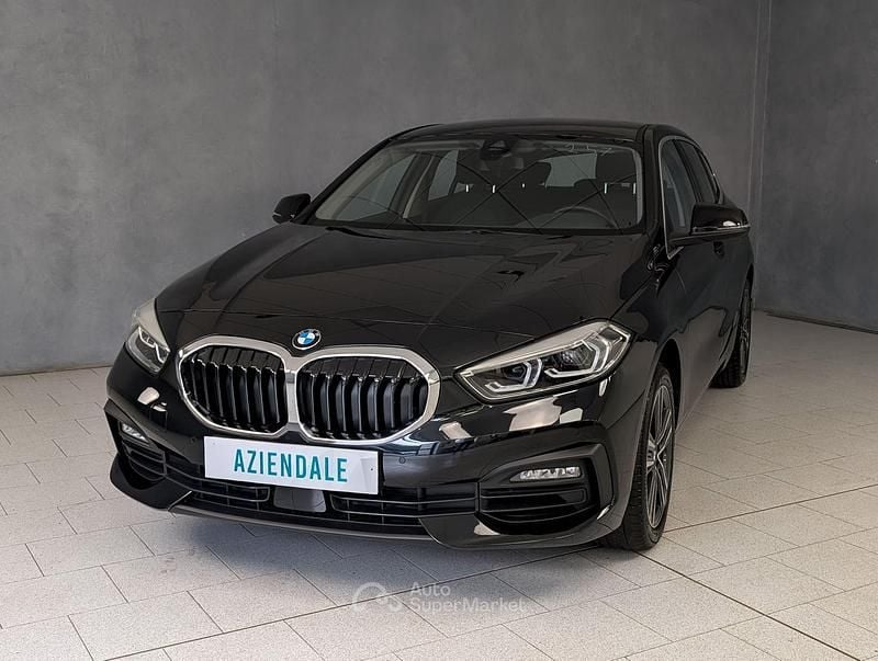 Nero Usata 2023 BMW 116 Advantage Due volumi | 23.990 € (Buon prezzo) - Immagine 1/4