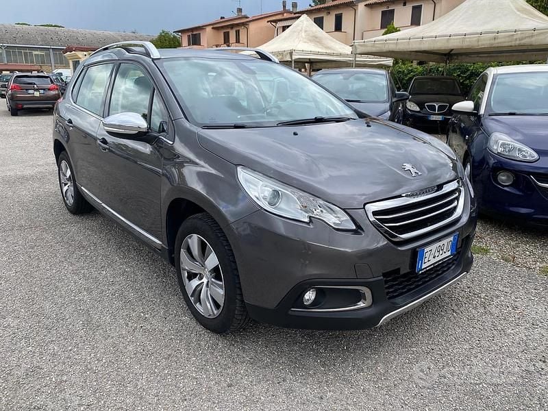 Usata Peugeot 2008 Allure 82 CV (60 kW) 2015 Grigio SUV