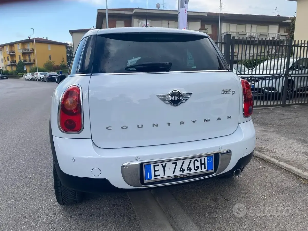 Usata Mini One D Countryman 111 CV (81 kW) 2015 Bianco SUV