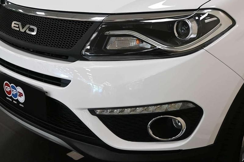 Usata EVO Evo 6 150 CV (110 kW) 2021 Bianco SUV