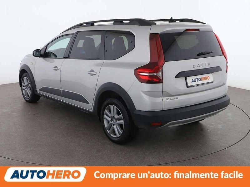 Usata Dacia Jogger Comfort 110 CV (80 kW) 2022 Argento Monovolume