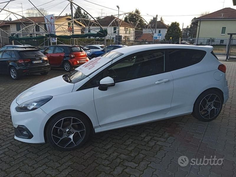 Usata Ford Fiesta ST 199 CV (146 kW) 2020 Bianco Utilitaria