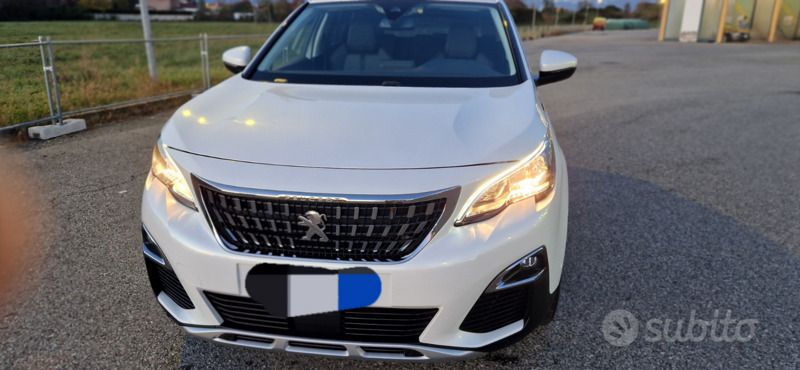 Bianco Usata 2019 Peugeot 3008 GT-line Monovolume | 20.000 € (Molto cara) - Immagine 1/4