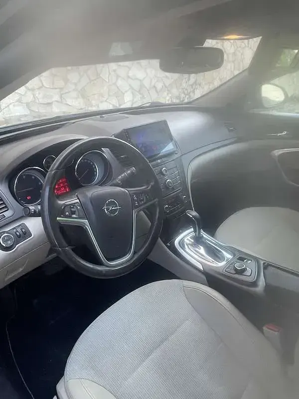 Usata Opel Insignia Cosmo 194 CV (142 kW) 2013 Station wagon