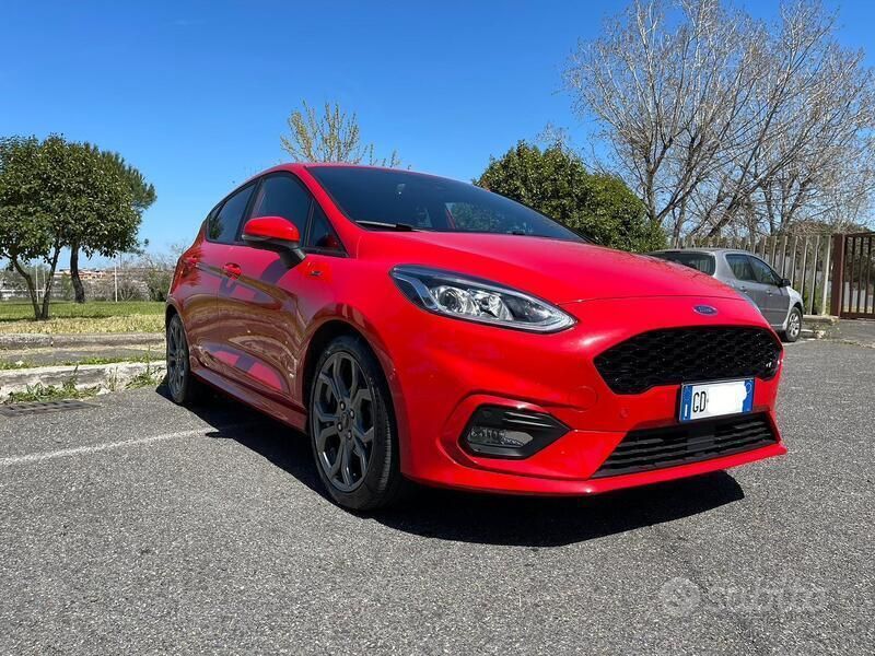 Usata Ford Fiesta ST-Line 125 CV (91 kW) 2020 Rosso Utilitaria