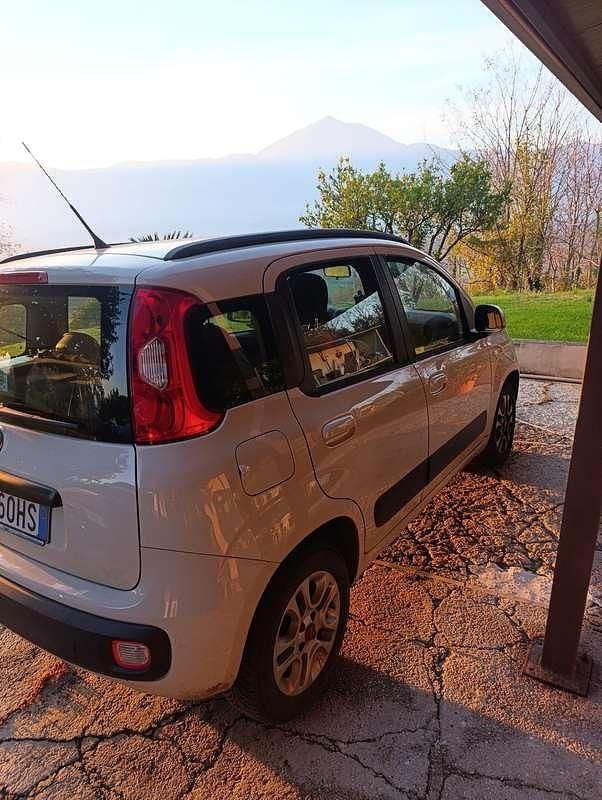 Usata Fiat Panda Lounge 69 CV (50 kW) 2017 Utilitaria