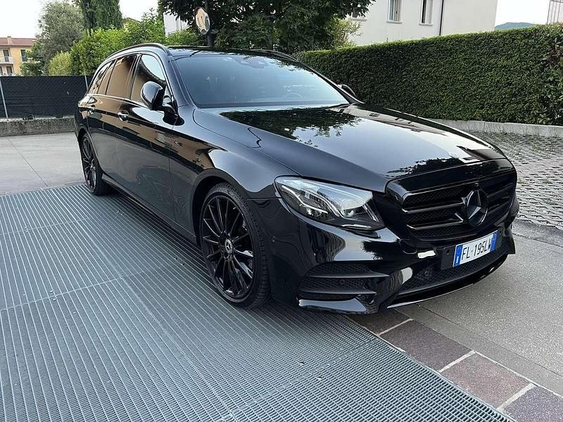 Usata Mercedes E220 AMG line 194 CV (142 kW) 2017 Station wagon