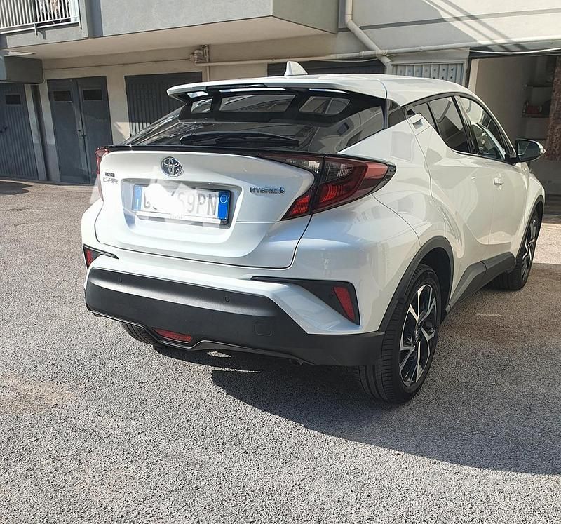 Usata Toyota C-HR Trend 98 CV (72 kW) 2021 SUV
