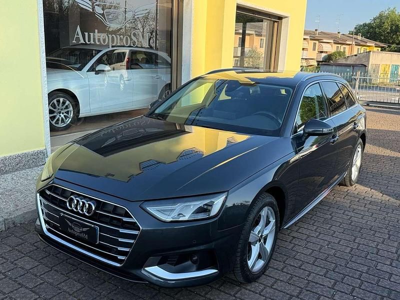Usata Audi A4 Sport 163 CV (119 kW) 2022 Grigio Station wagon