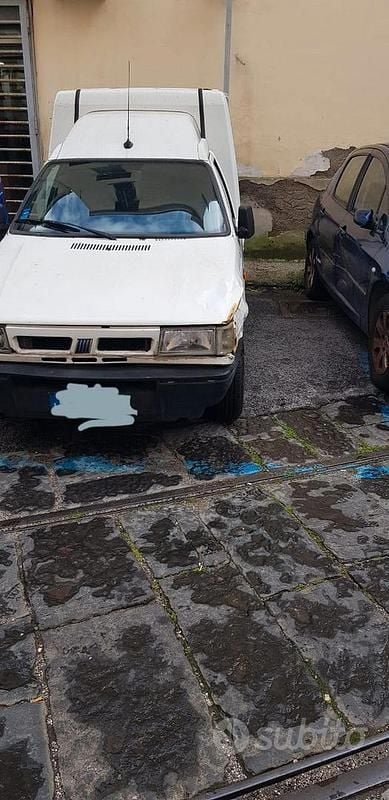 Usata Fiat Fiorino 75 CV (55 kW) 2000 Monovolume