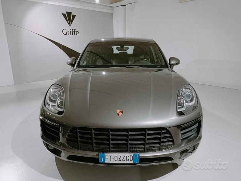 Usata Porsche Macan 250 CV (183 kW) 2015 Grigio SUV