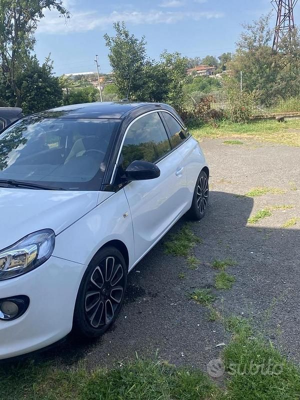 Usata Opel Adam Glam 87 CV (63 kW) 2016 Bianco Utilitaria