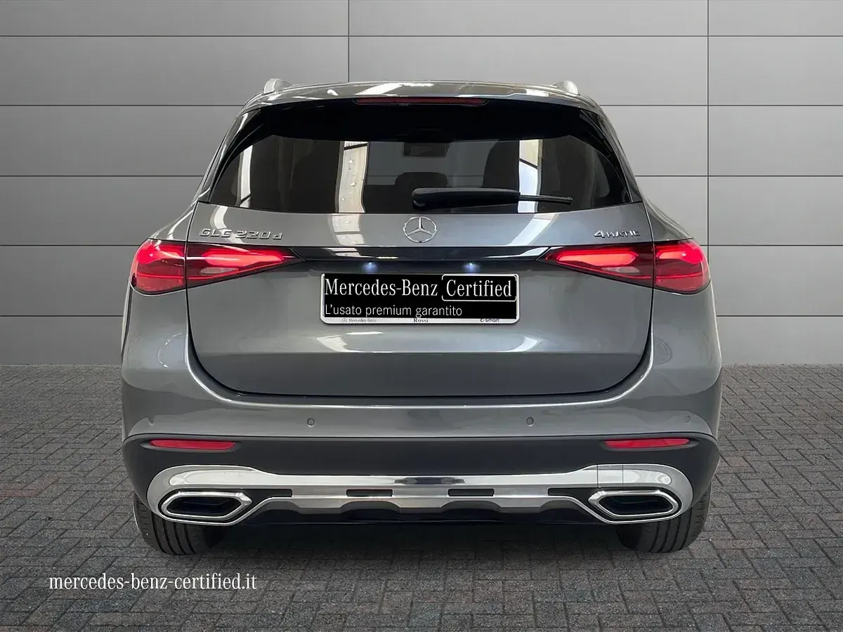 Usata Mercedes GLC220 Advanced Plus 197 CV (144 kW) 2023 Grigio medio metallizzato SUV