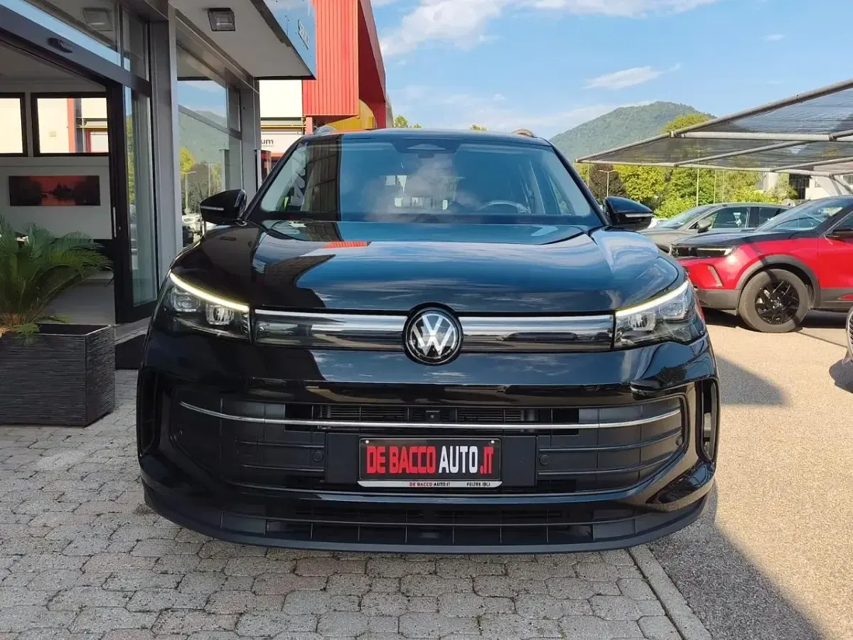 Usata VW Tiguan Goal 131 CV (96 kW) 2025 Viola SUV