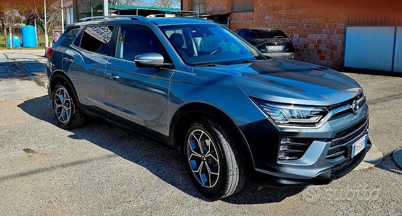 Usata SsangYong Korando 136 CV (100 kW) 2019 Grigio Station wagon