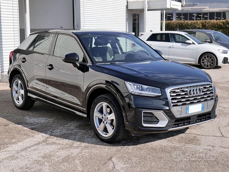 Usata Audi Q2 Admired 116 CV (85 kW) 2019 Nero SUV
