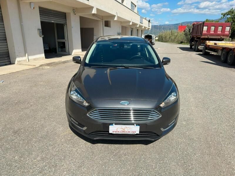 Grigio Usata 2015 Ford Focus Titanium X Station wagon | 8800 € (Buon prezzo) - Immagine 1/4