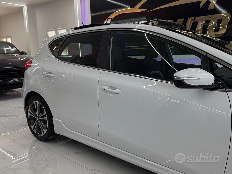 Usata Kia Ceed GT GT-Line 136 CV (100 kW) 2015 Bianco Berlina