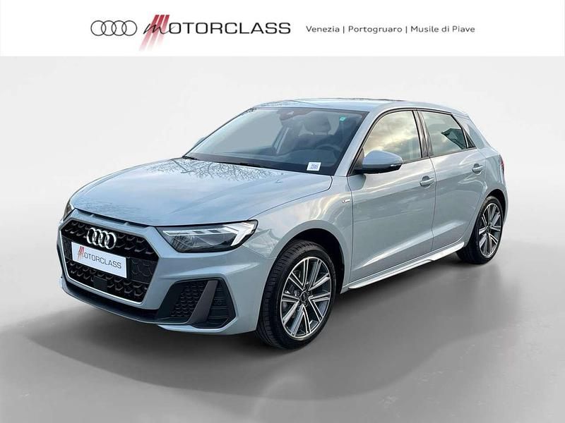 Nuova Audi A1 Sportback S-Line 116 CV (85 kW) 2026 Grigio freccia perla Utilitaria